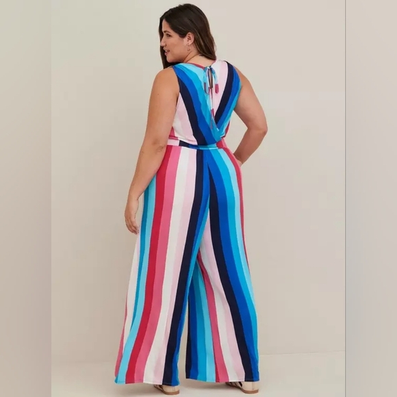 Torrid Supersoft Surplice Jumpsuit NWT 4X Vibrant Striped Wide Leg Plus Size - Picture 2 of 9